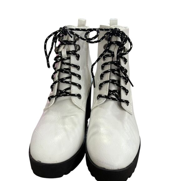 Seven 7 Size 10 Combat Boots Platform Lace Up Block Heel White Fairy Grunge - Picture 2 of 7